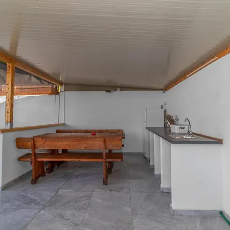 Awesome In With House A Panoramic View